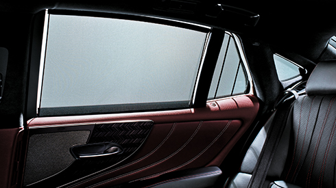 power rear window sunshade