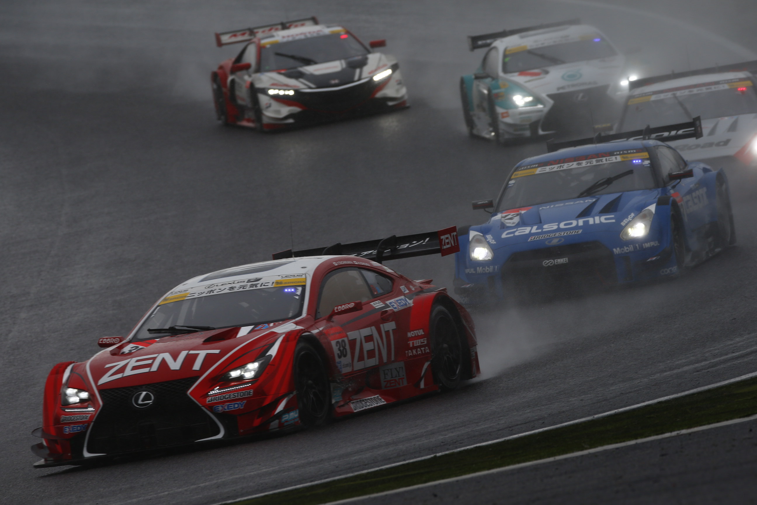 Petronas Tom S Rc F Finishes In 1st Place At The 15 Autobacs Super Gt 500 Series Race In Suzuka Lexus Bahrain